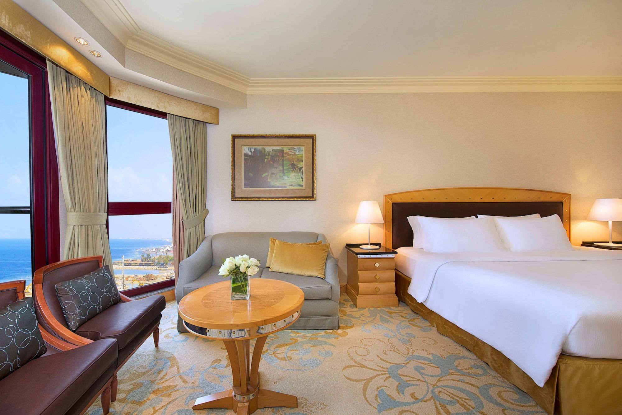 Jeddah Hilton Hotel Exterior photo A room at the Jumeirah Emirates Towers Hotel