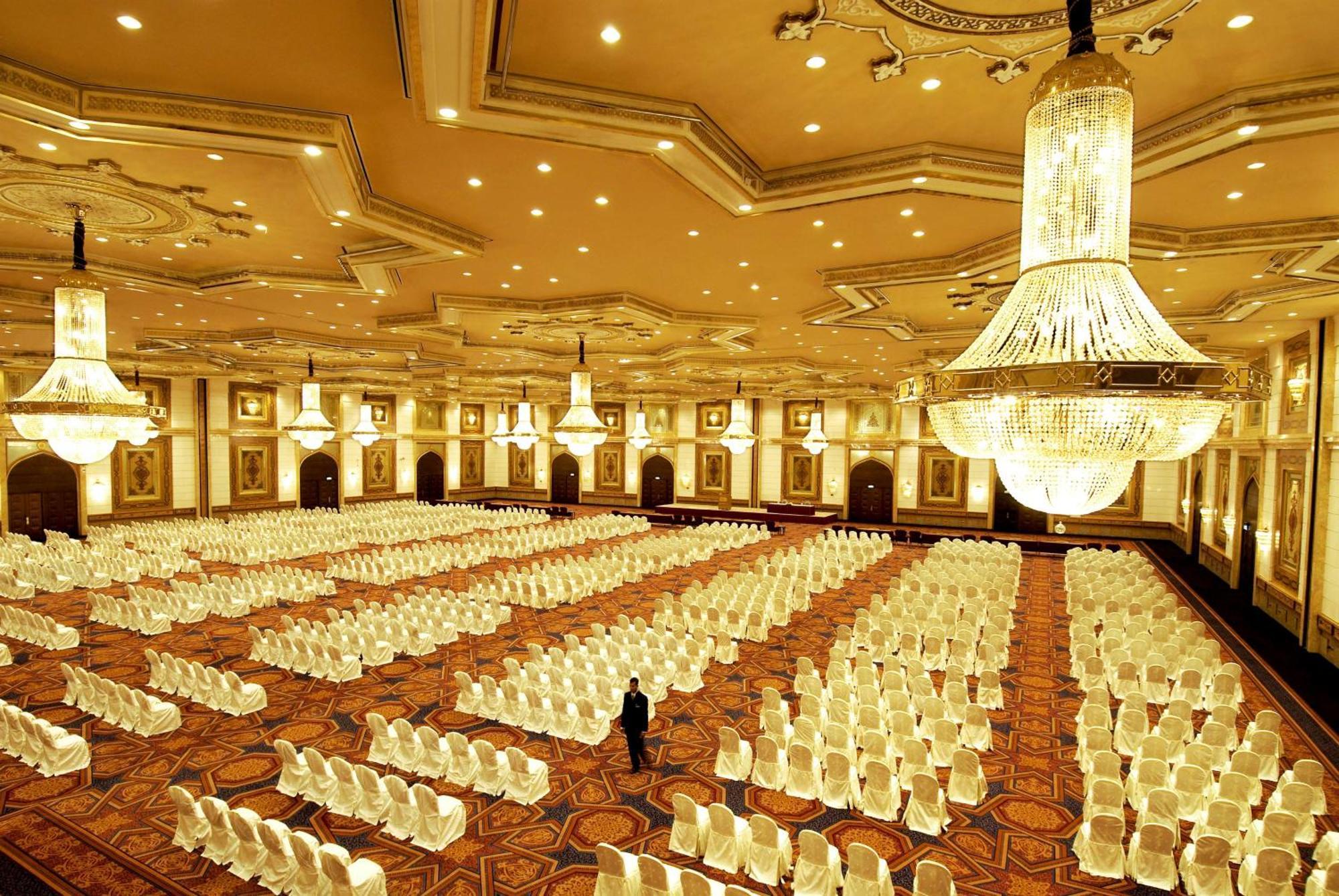 Jeddah Hilton Hotel Exterior photo The Grand Ballroom