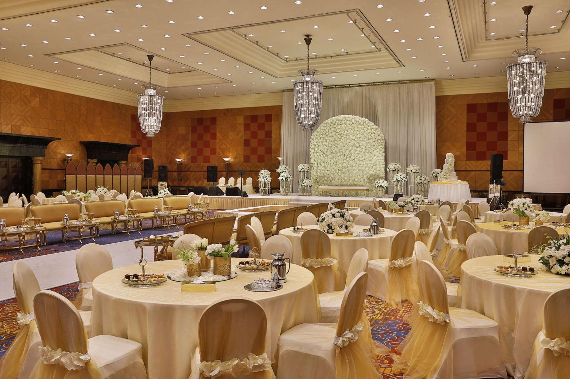 Jeddah Hilton Hotel Exterior photo The Grand Ballroom