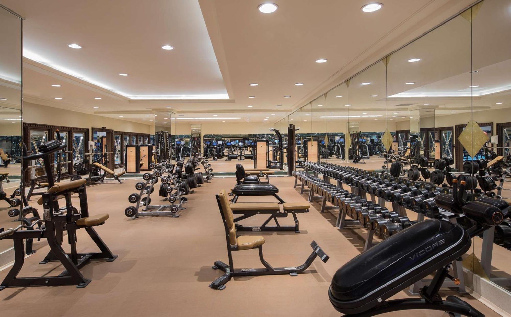Jeddah Hilton Hotel Exterior photo The gym at the Four Seasons Hotel, London